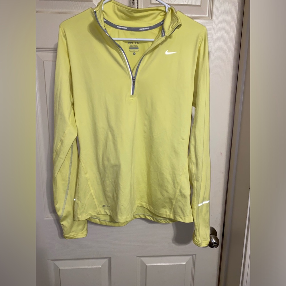 Nike Womens Element 1/2 Zip L.S. Long Sleeve Running Shirt - yellow * Me…